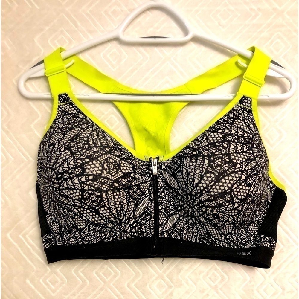Victoria Secret front zip underwire workout bra size 38D light padding.